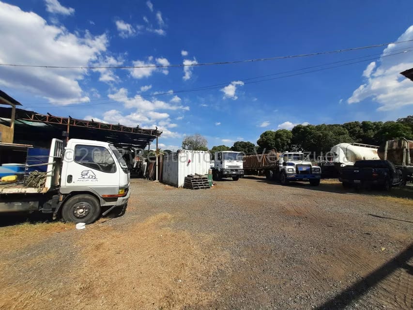 Terreno (Comercial) en Venta en Ave Acosta Carles, Guarico - 2