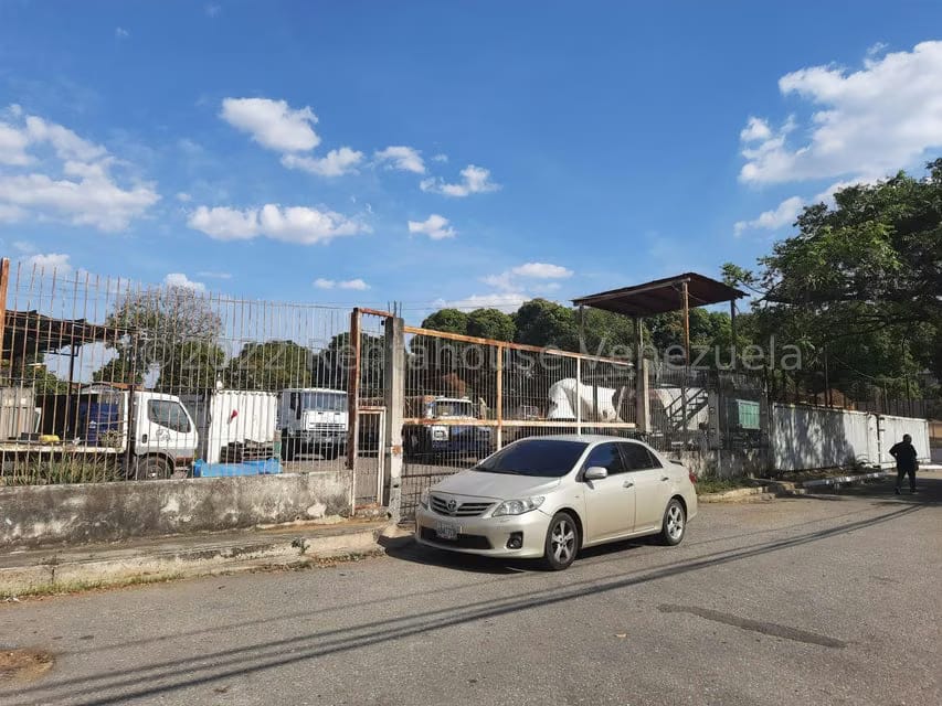 Terreno (Comercial) en Venta en Ave Acosta Carles, Guarico - 10