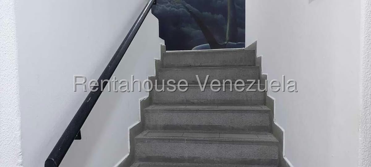 Comercial (Edificio) en Venta en La Florida, Distrito Metropolitano - 11