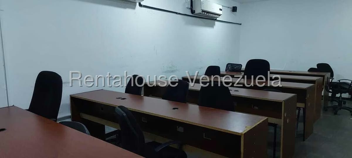 Comercial (Edificio) en Venta en La Florida, Distrito Metropolitano - 14