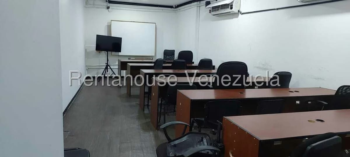 Comercial (Edificio) en Venta en La Florida, Distrito Metropolitano - 15