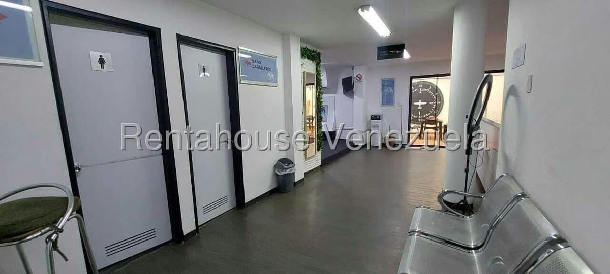 Comercial (Edificio) en Venta en La Florida, Distrito Metropolitano - 25