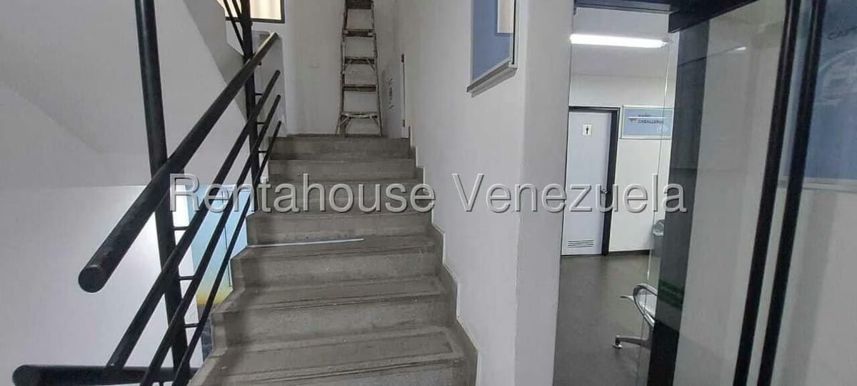 Comercial (Edificio) en Venta en La Florida, Distrito Metropolitano - 27