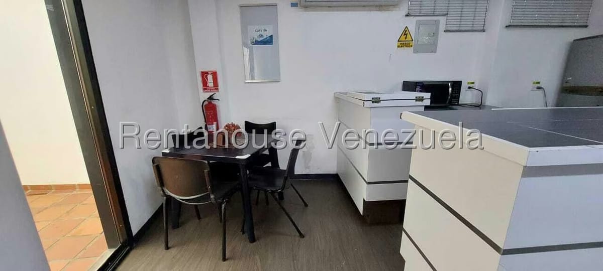 Comercial (Edificio) en Venta en La Florida, Distrito Metropolitano - 33