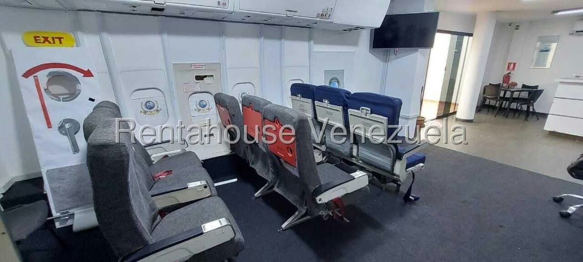 Comercial (Edificio) en Venta en La Florida, Distrito Metropolitano - 36