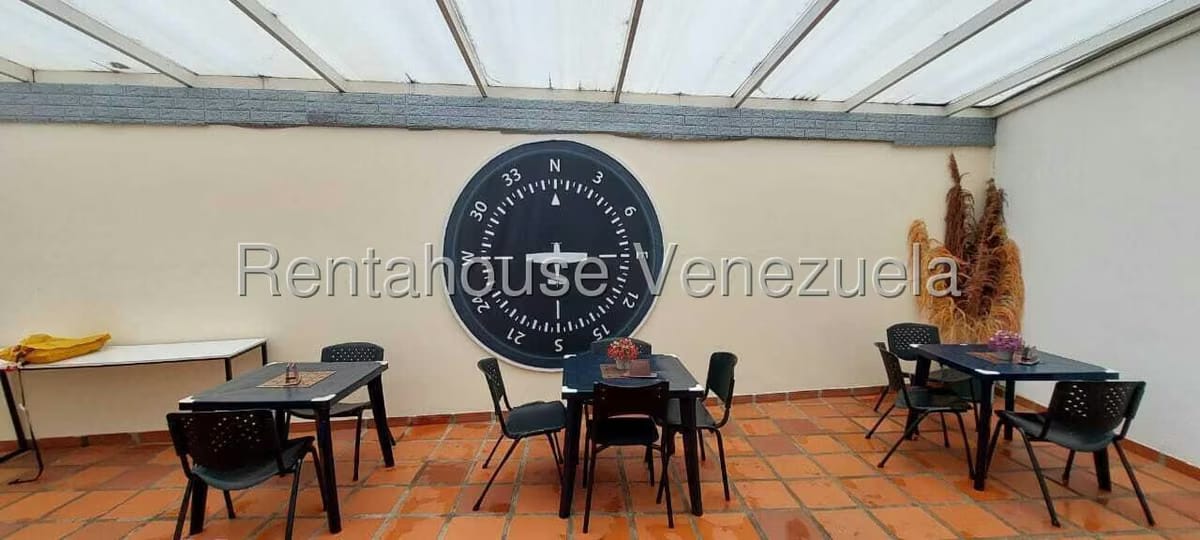 Comercial (Edificio) en Venta en La Florida, Distrito Metropolitano - 38
