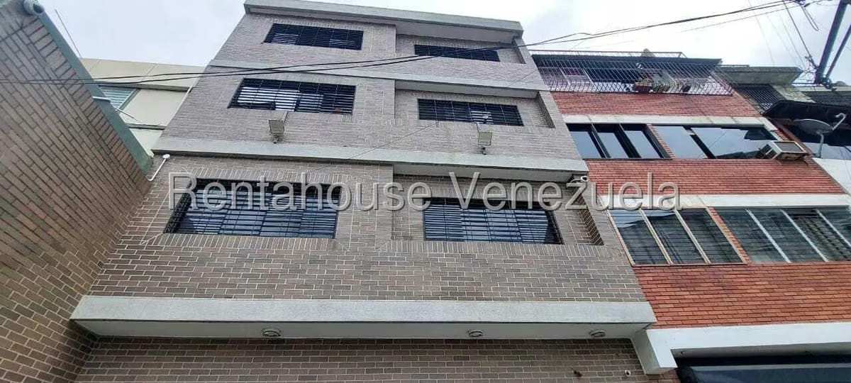 Comercial (Edificio) en Venta en La Florida, Distrito Metropolitano - 40