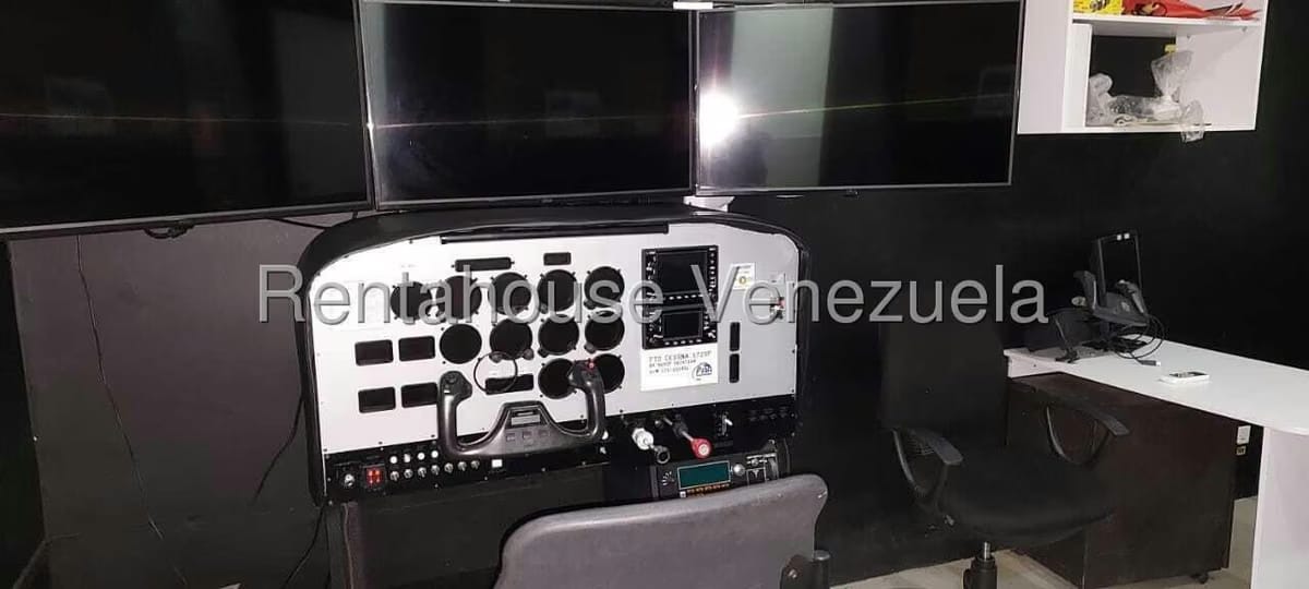 Comercial (Edificio) en Venta en La Florida, Distrito Metropolitano - 6