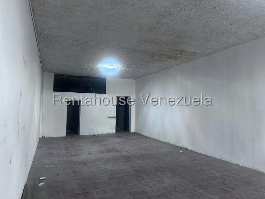 Comercial (Local Comercial) en Venta en Parroquia Concepcion, Lara - 26