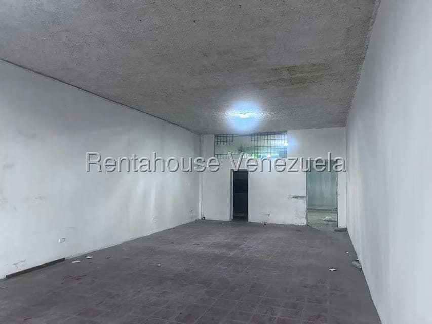 Comercial (Local Comercial) en Venta en Parroquia Concepcion, Lara - 28