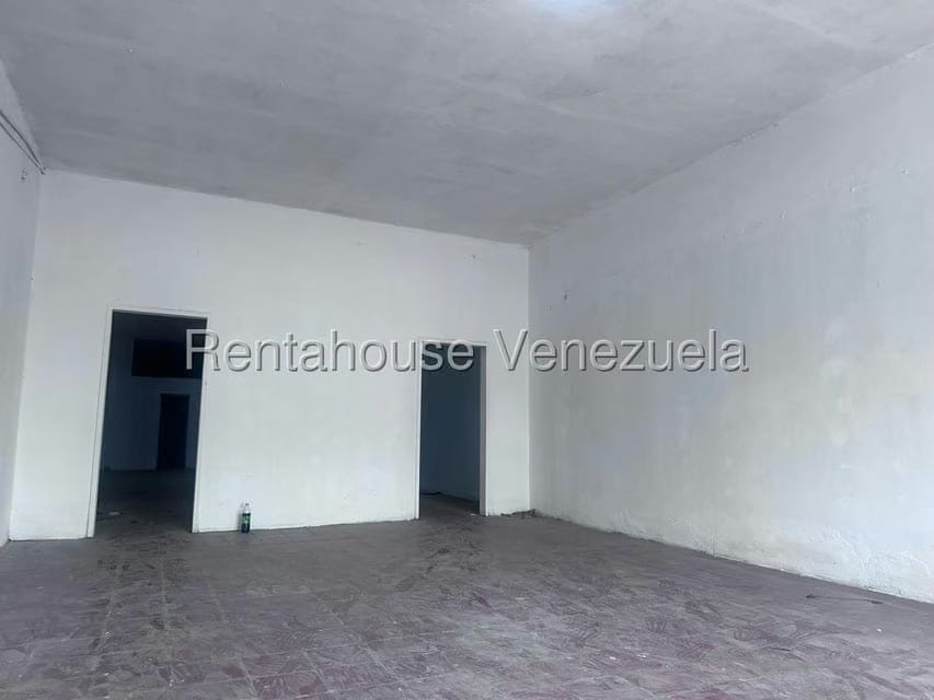 Comercial (Local Comercial) en Venta en Parroquia Concepcion, Lara - 35