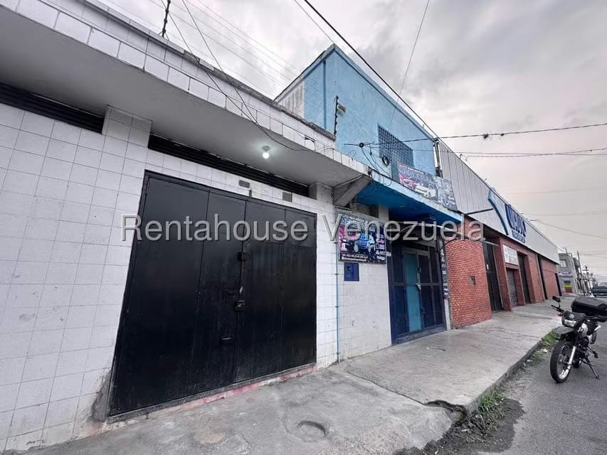Comercial (Local Comercial) en Venta en Parroquia Concepcion, Lara - 36