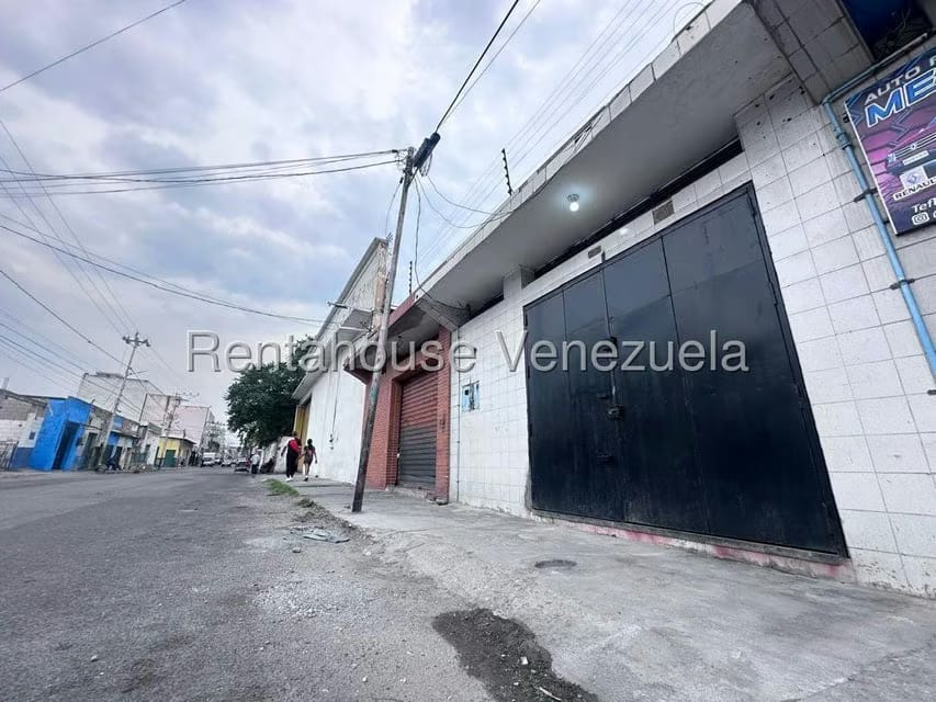Comercial (Local Comercial) en Venta en Parroquia Concepcion, Lara - 38
