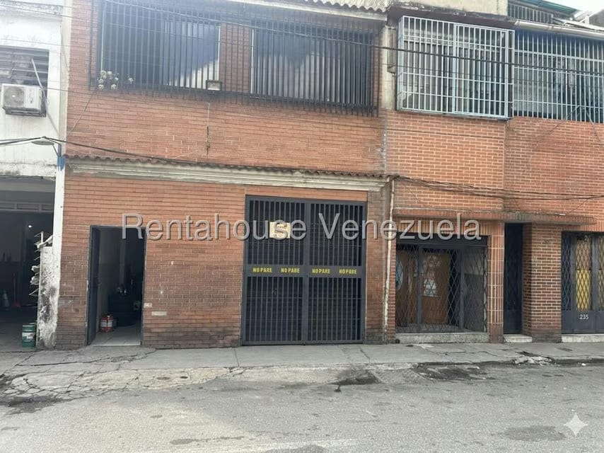 Comercial (Local Comercial) en Venta en Puente Hierro, Distrito Metropolitano