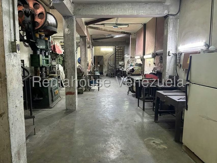 Comercial (Local Comercial) en Venta en Puente Hierro, Distrito Metropolitano - 3