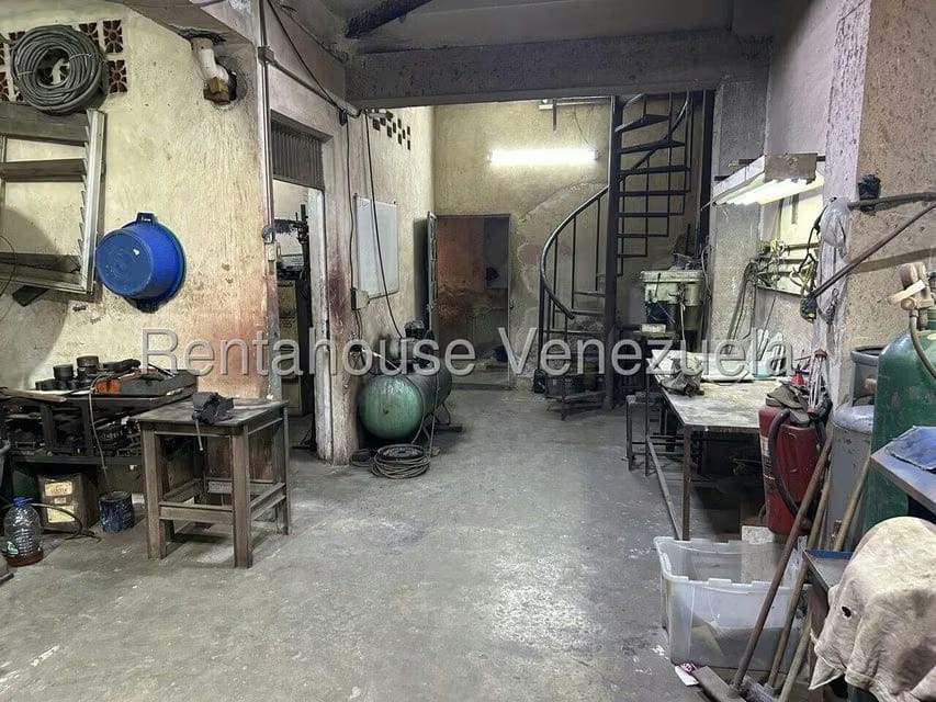 Comercial (Local Comercial) en Venta en Puente Hierro, Distrito Metropolitano - 5