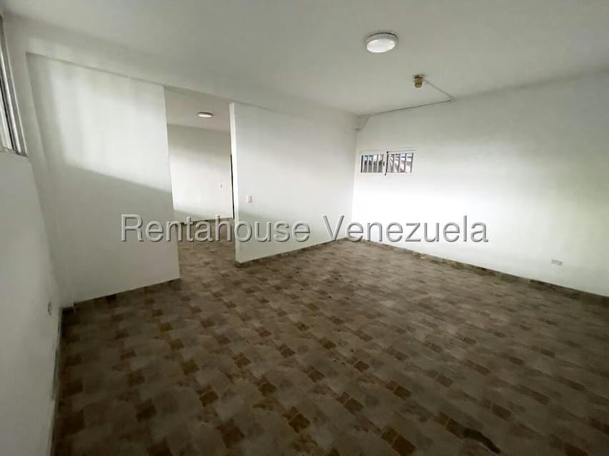 Comercial (Galpon - Deposito) en Alquiler en Guarenas, Miranda - 19