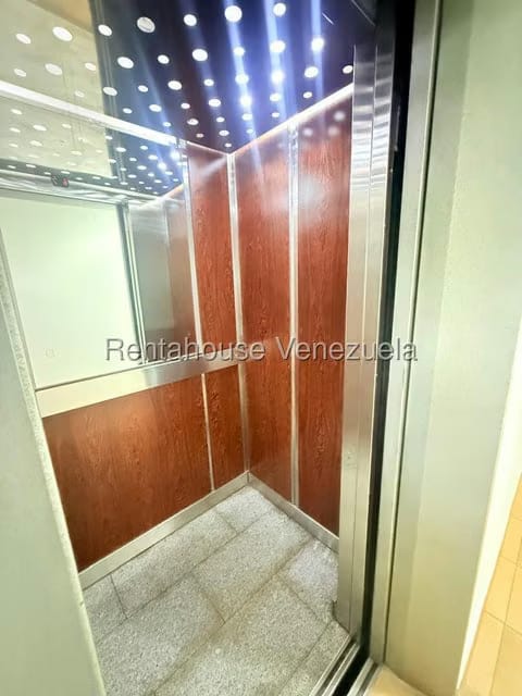 Apartamento (1 Nivel) en Venta en La Tahona, Distrito Metropolitano - 17