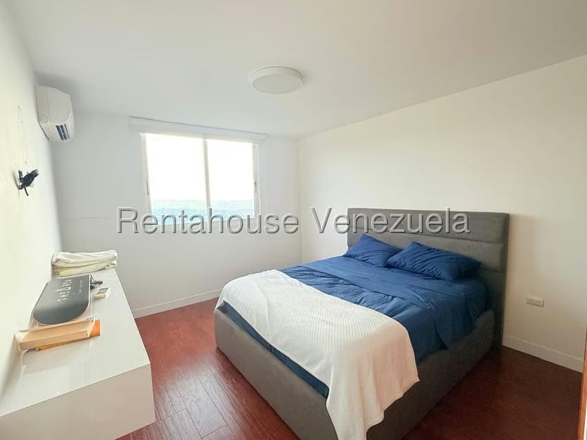 Apartamento (1 Nivel) en Venta en La Tahona, Distrito Metropolitano - 9