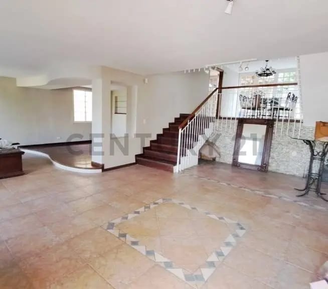 Venta Casa Prados del Este Calle Cerrada - 2