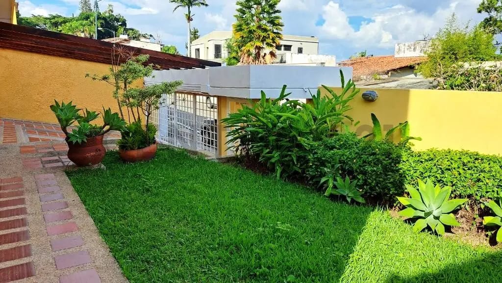 Venta Casa Prados del Este Calle Cerrada - 20