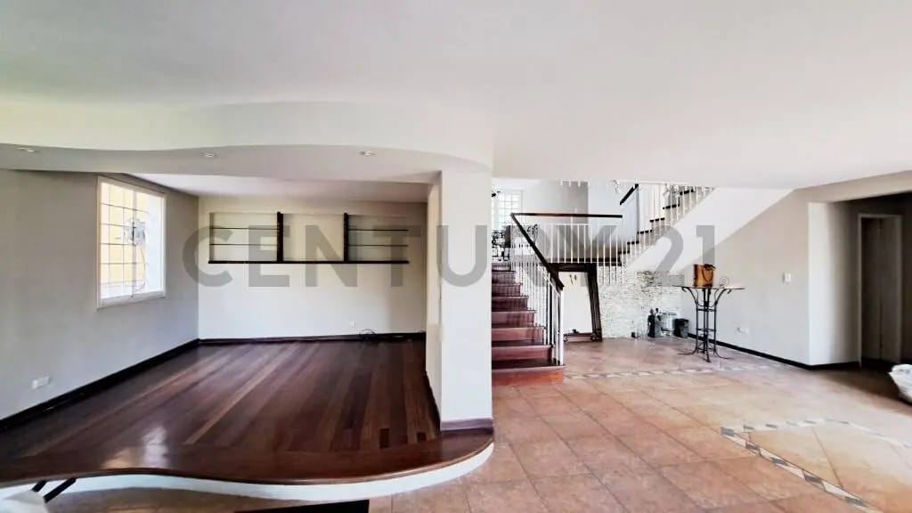 Venta Casa Prados del Este Calle Cerrada - 3