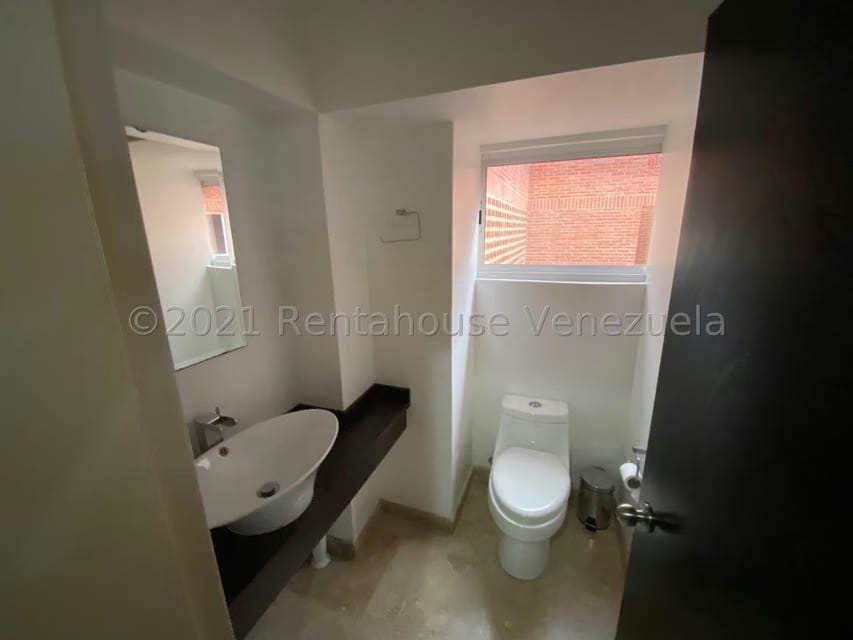 Apartamento (Penthouse) en Venta en Solar del Hatillo, Distrito Metropolitano - 22