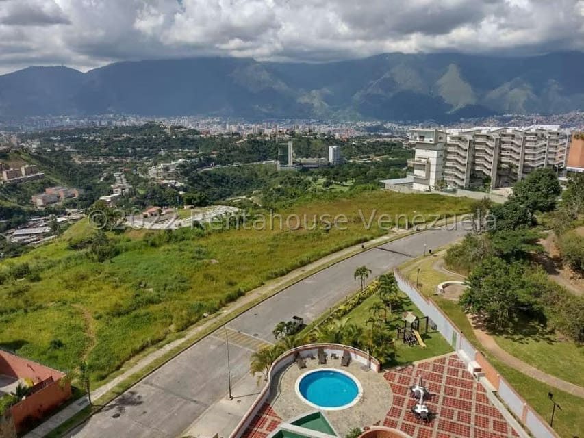 Apartamento (Penthouse) en Venta en Solar del Hatillo, Distrito Metropolitano - 35
