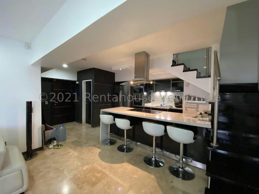 Apartamento (Penthouse) en Venta en Solar del Hatillo, Distrito Metropolitano - 8