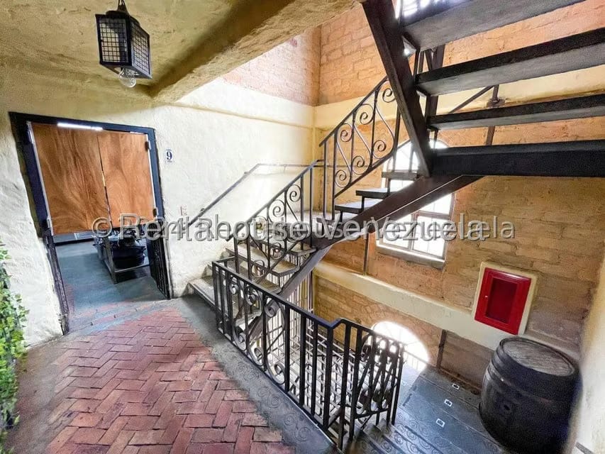 Comercial (Local Comercial) en Venta en El Hatillo, Distrito Metropolitano - 9