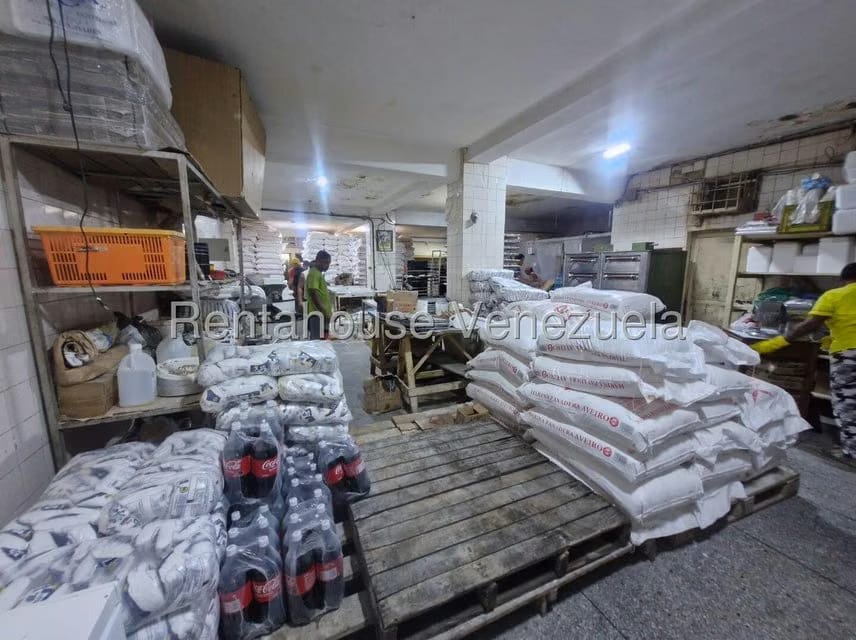 Comercial (Local Comercial) en Venta en Higuerote, Miranda - 16