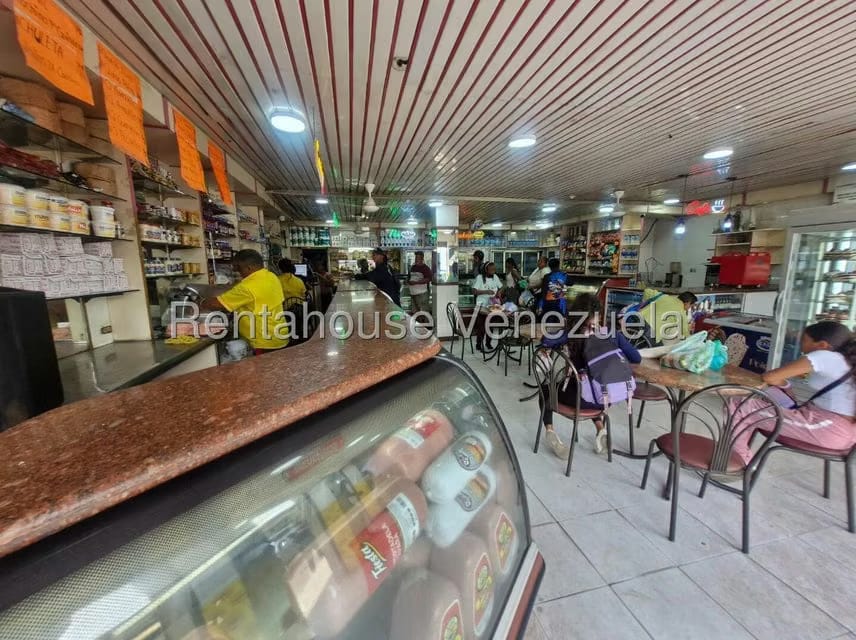 Comercial (Local Comercial) en Venta en Higuerote, Miranda - 5