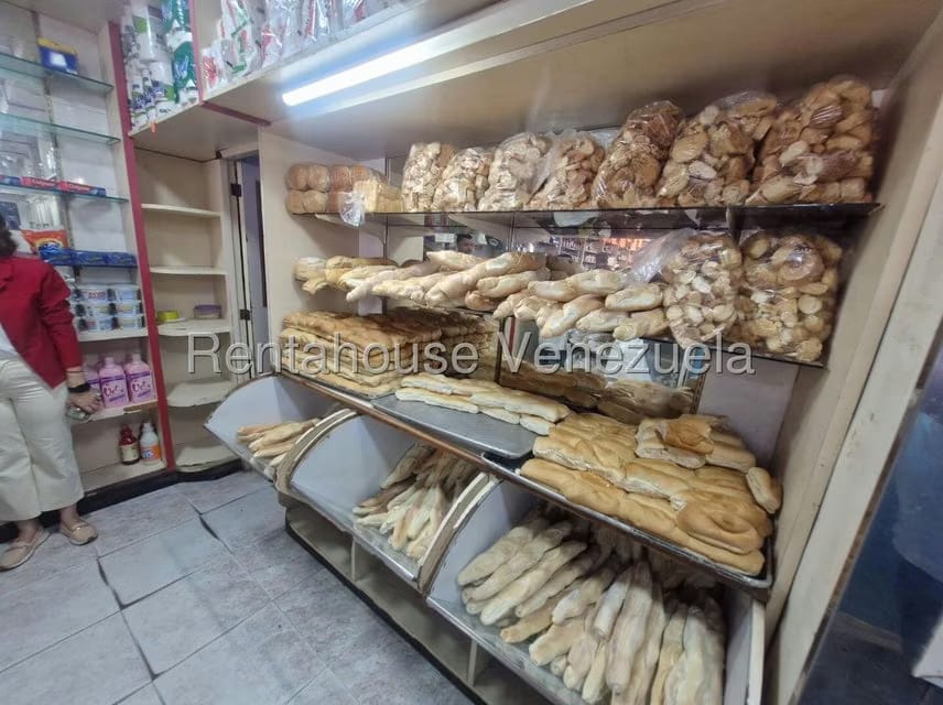 Comercial (Local Comercial) en Venta en Higuerote, Miranda - 9