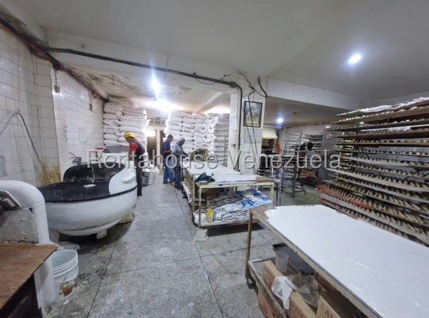 Comercial (Local Comercial) en Venta en Higuerote, Miranda - 10