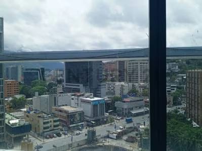 INVIERTA EN LAS MERCEDES: ESPACIO DE 161 M2 EN LA PRESTIGIOSA TORRE GUAYANA - 5