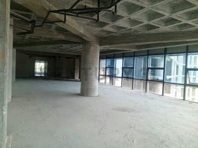 INVIERTA EN LAS MERCEDES: ESPACIO DE 161 M2 EN LA PRESTIGIOSA TORRE GUAYANA - 6