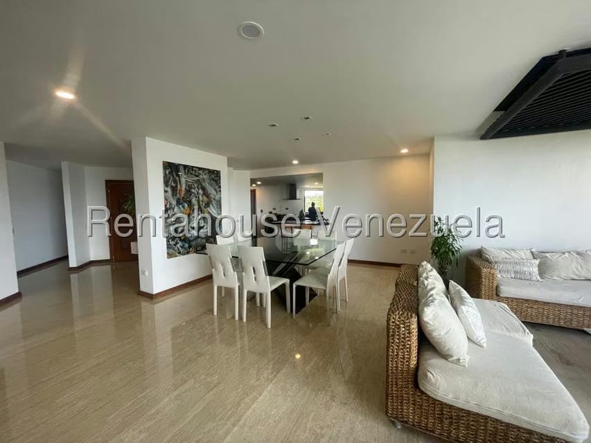 Apartamento (1 Nivel) en Venta en Los Naranjos del Cafetal, Distrito Metropolitano - 12