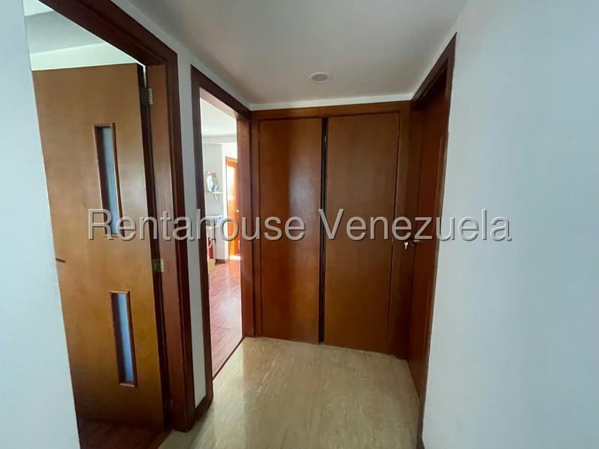 Apartamento (1 Nivel) en Venta en Los Naranjos del Cafetal, Distrito Metropolitano - 25