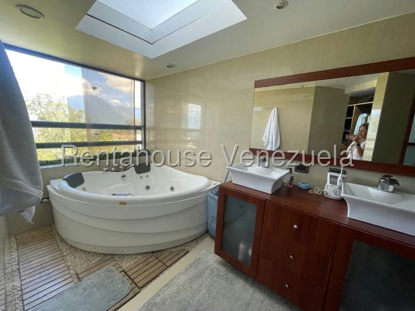 Apartamento (1 Nivel) en Venta en Los Naranjos del Cafetal, Distrito Metropolitano - 30