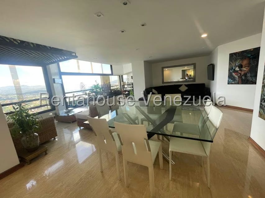 Apartamento (1 Nivel) en Venta en Los Naranjos del Cafetal, Distrito Metropolitano - 4