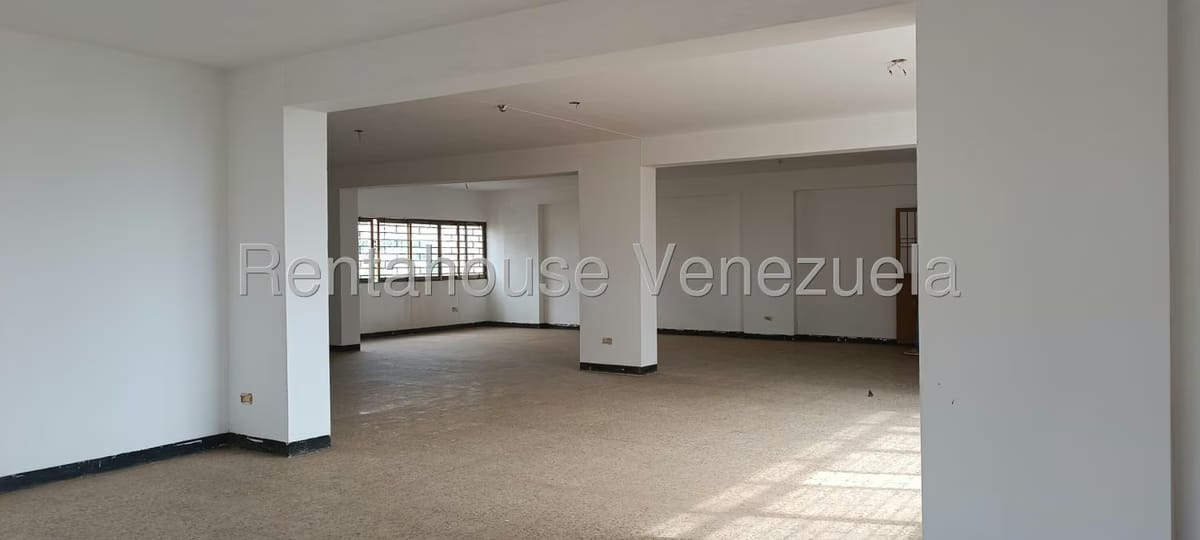 Comercial (Oficina) en Venta en Avenida Bella Vista, Zulia - 16