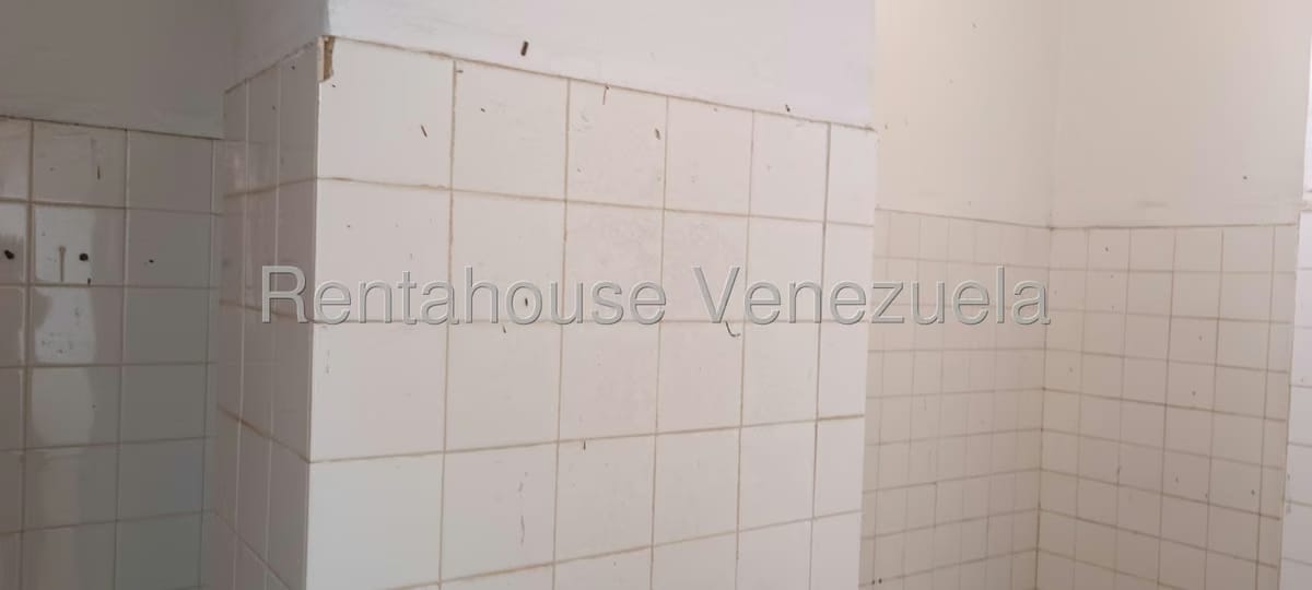 Comercial (Oficina) en Venta en Avenida Bella Vista, Zulia - 6