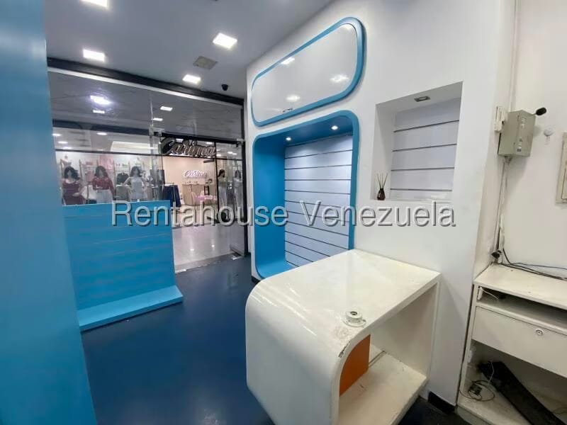 Comercial (Local Comercial) en Alquiler en El Paraiso, Distrito Metropolitano - 10