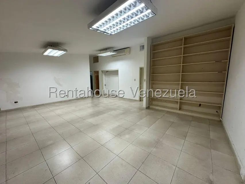 Comercial (Oficina) en Alquiler en La Trinidad, Distrito Metropolitano - 11
