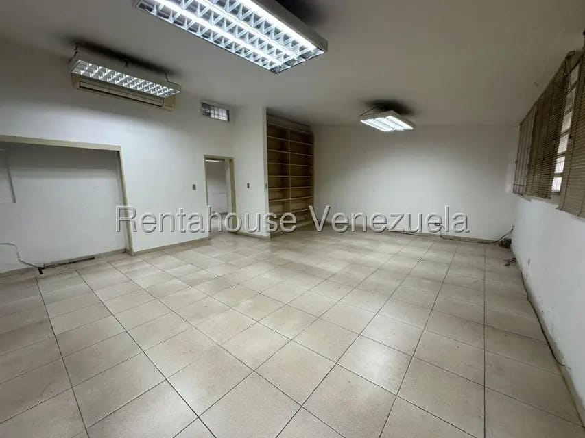 Comercial (Oficina) en Alquiler en La Trinidad, Distrito Metropolitano - 9