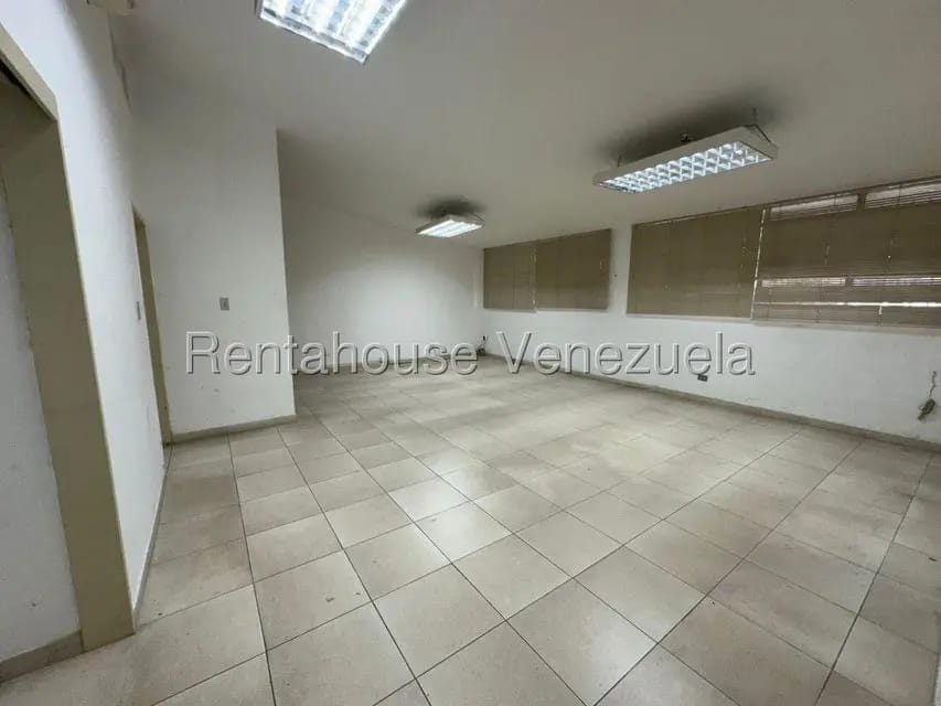 Comercial (Oficina) en Alquiler en La Trinidad, Distrito Metropolitano - 10