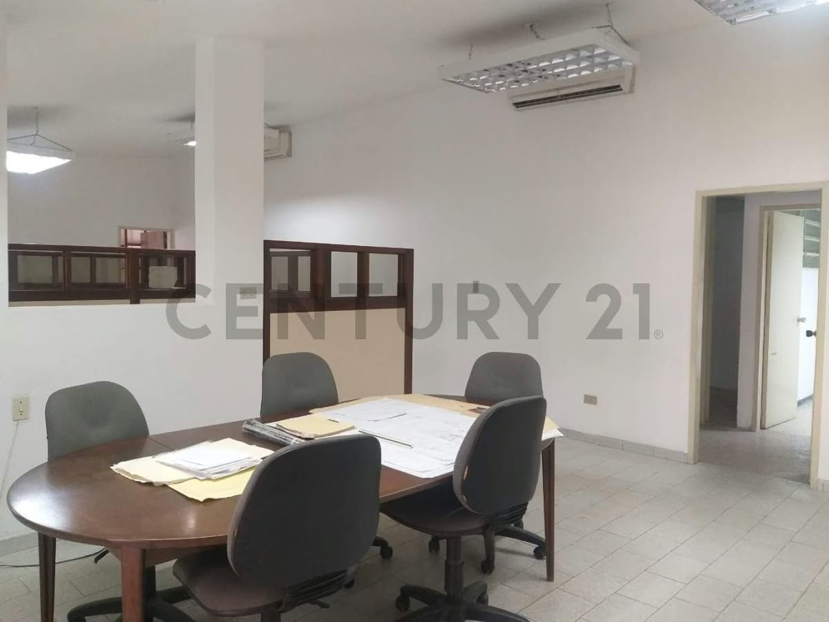 Casa en Alquiler para Oficina o Depósito en La Trinidad - 5