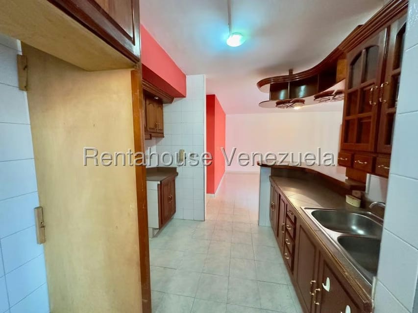 Apartamento (1 Nivel) en Alquiler en El Parque, Lara - 14