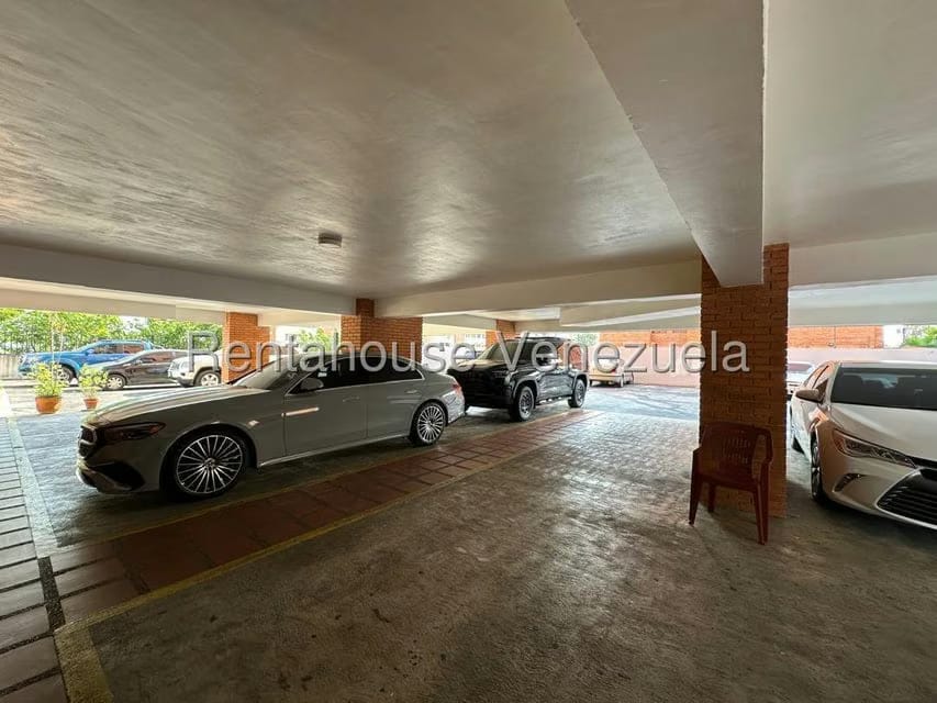 Apartamento (1 Nivel) en Alquiler en El Parque, Lara - 46