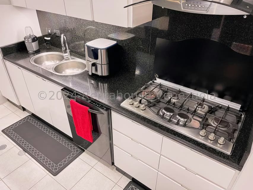 Apartamento (Penthouse) en Venta en Campo Alegre, Distrito Metropolitano - 10